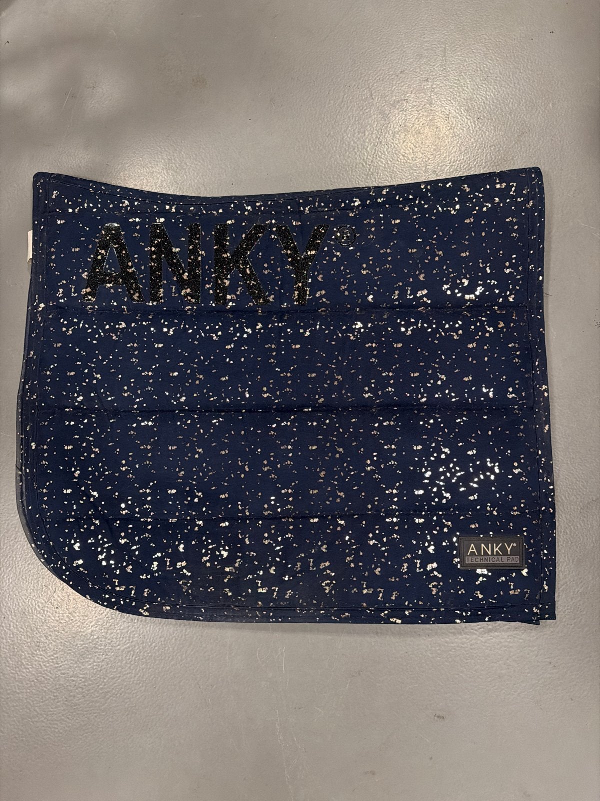 Zadeldek blauw/goud Anky, Dieren en Toebehoren, Ophalen of Verzenden, Zo goed als nieuw, Dressuur