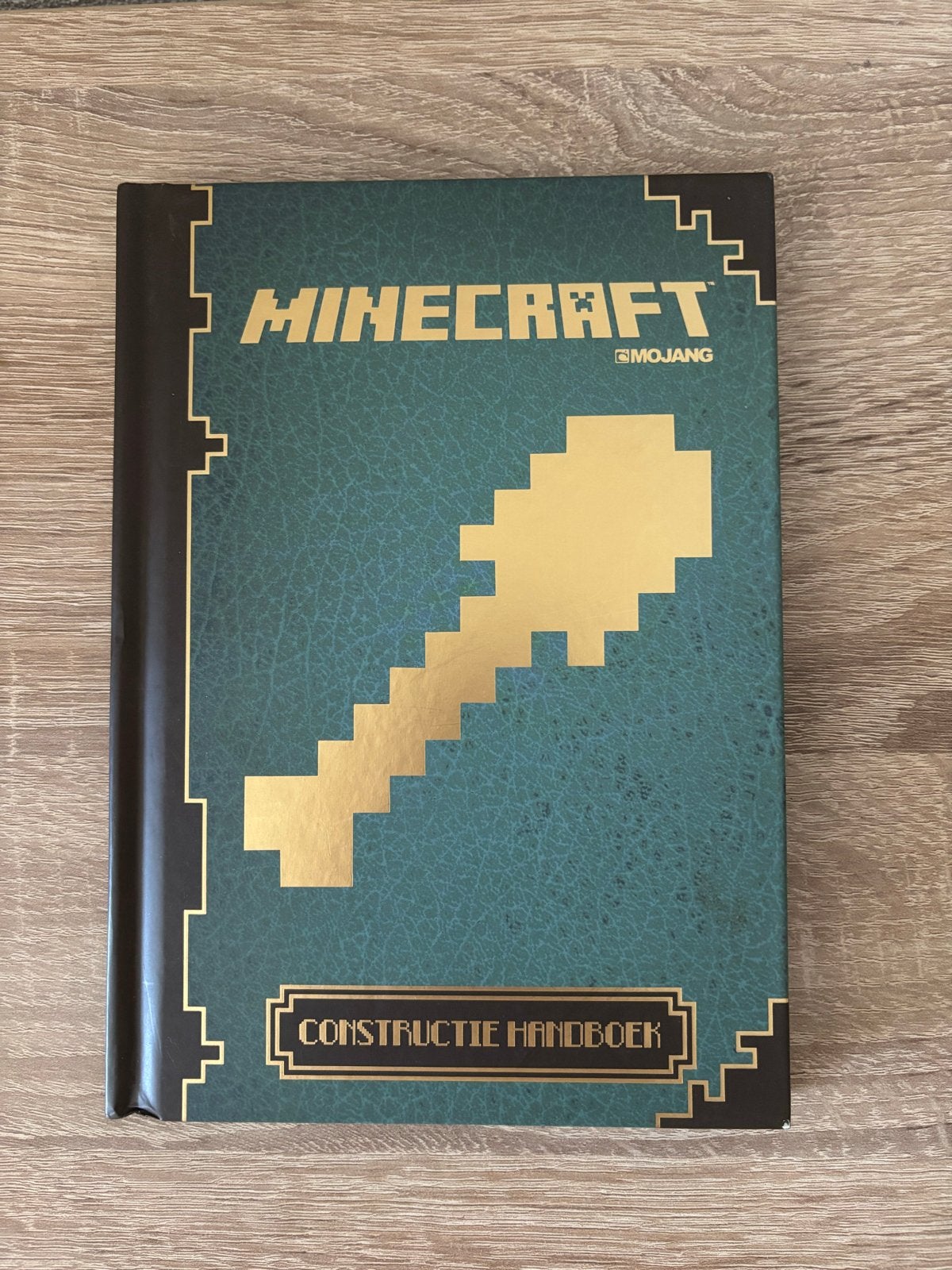 MINECRAFT Constructie Handboek, Ophalen of Verzenden, Zo goed als nieuw, Overige onderwerpen