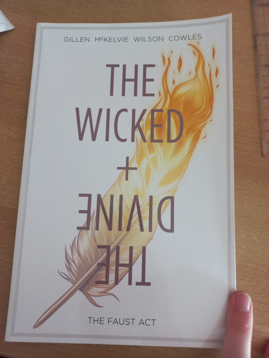 The Wicked + The Divine - vol 1: The Faust Act, Ophalen of Verzenden, Zo goed als nieuw, Kieron Gillen