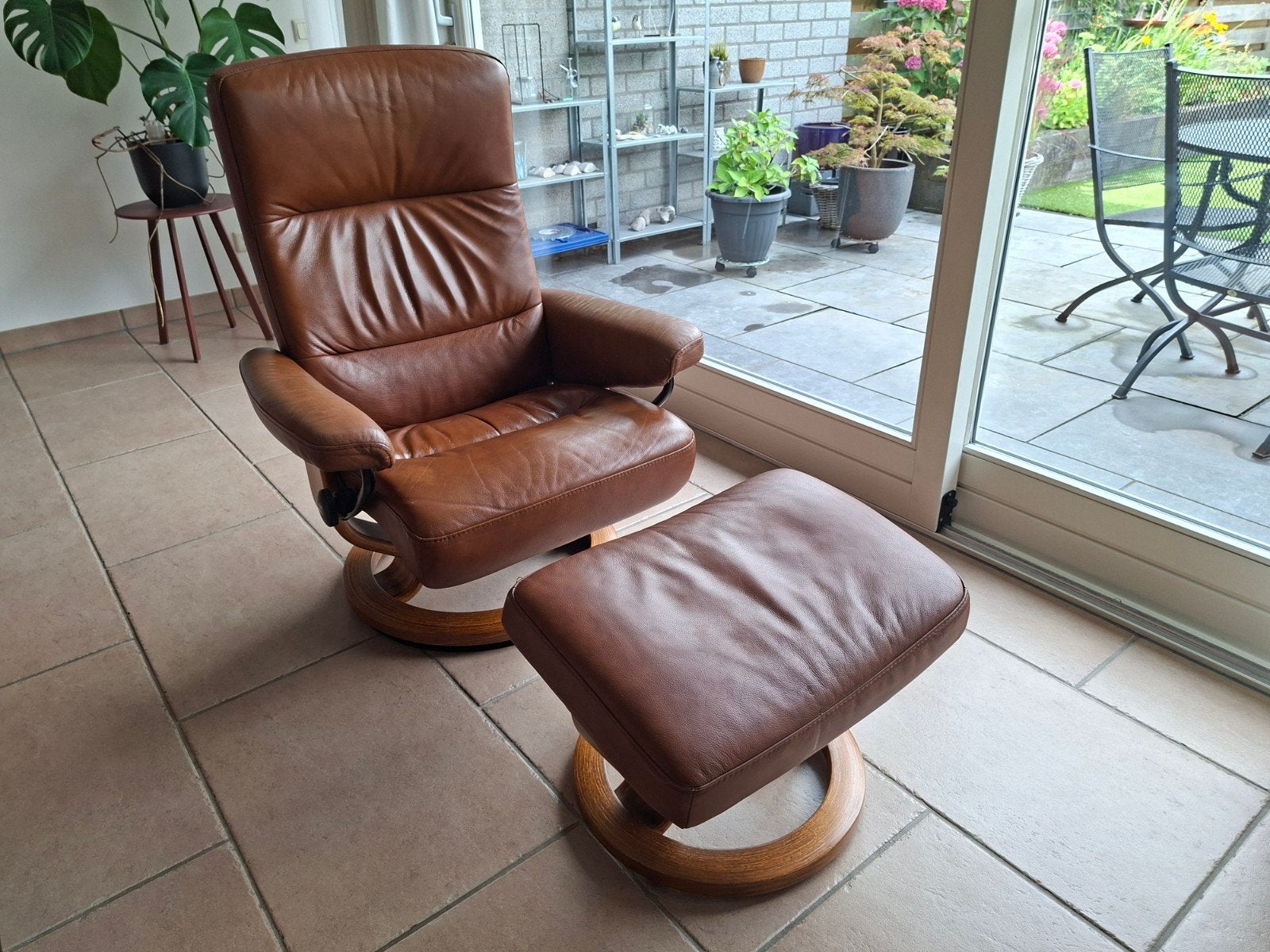 Relax stoel met hocker, Huis en Inrichting, Fauteuils, Ophalen, Gebruikt, 50 tot 75 cm