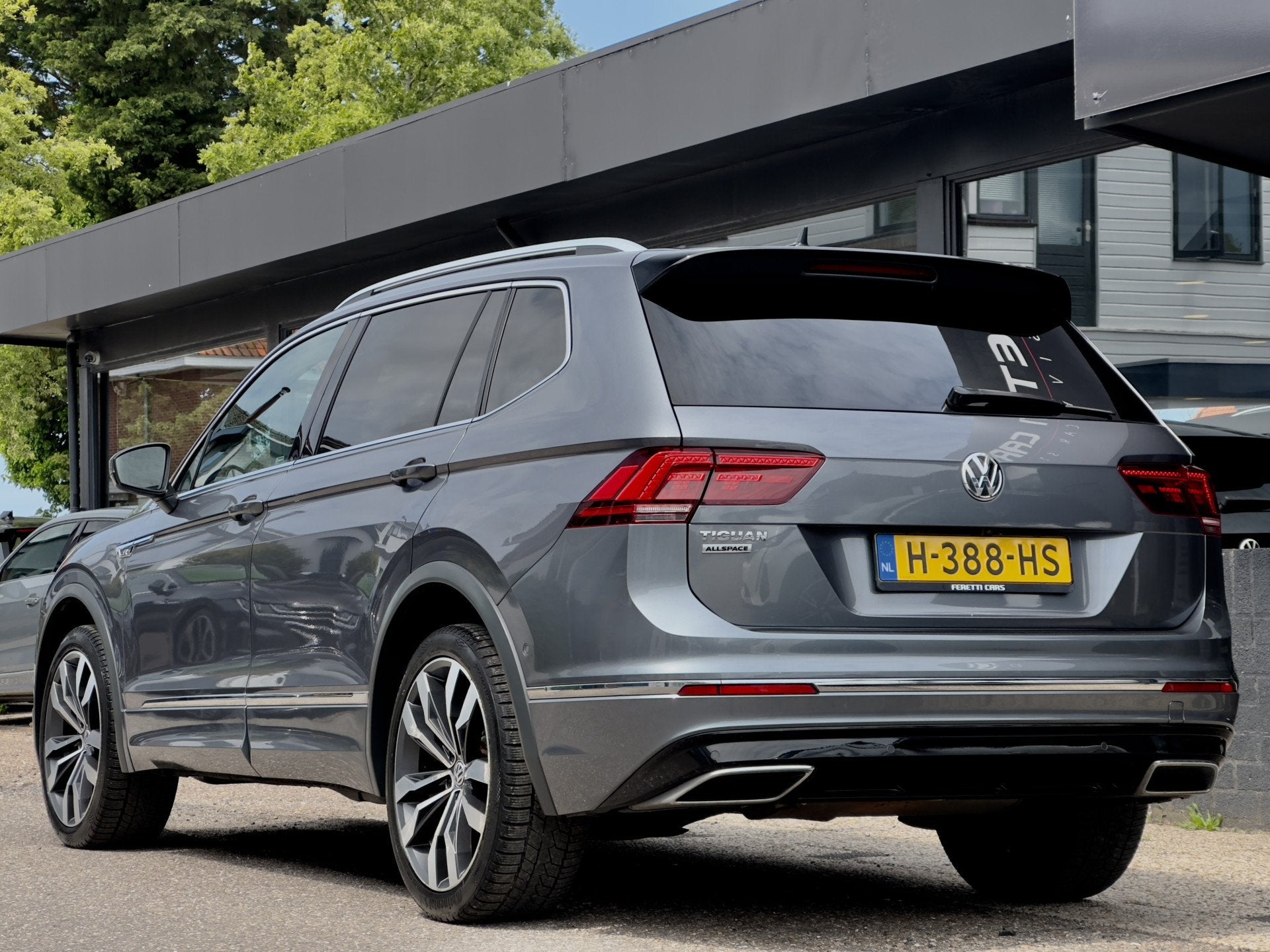Volkswagen Tiguan Allspace 1.5 TSI AUT7 3X R-LINE.VOL-LEDER, Dealer onderhouden, 150 pk, SUV of Terreinwagen, 84 €/maand