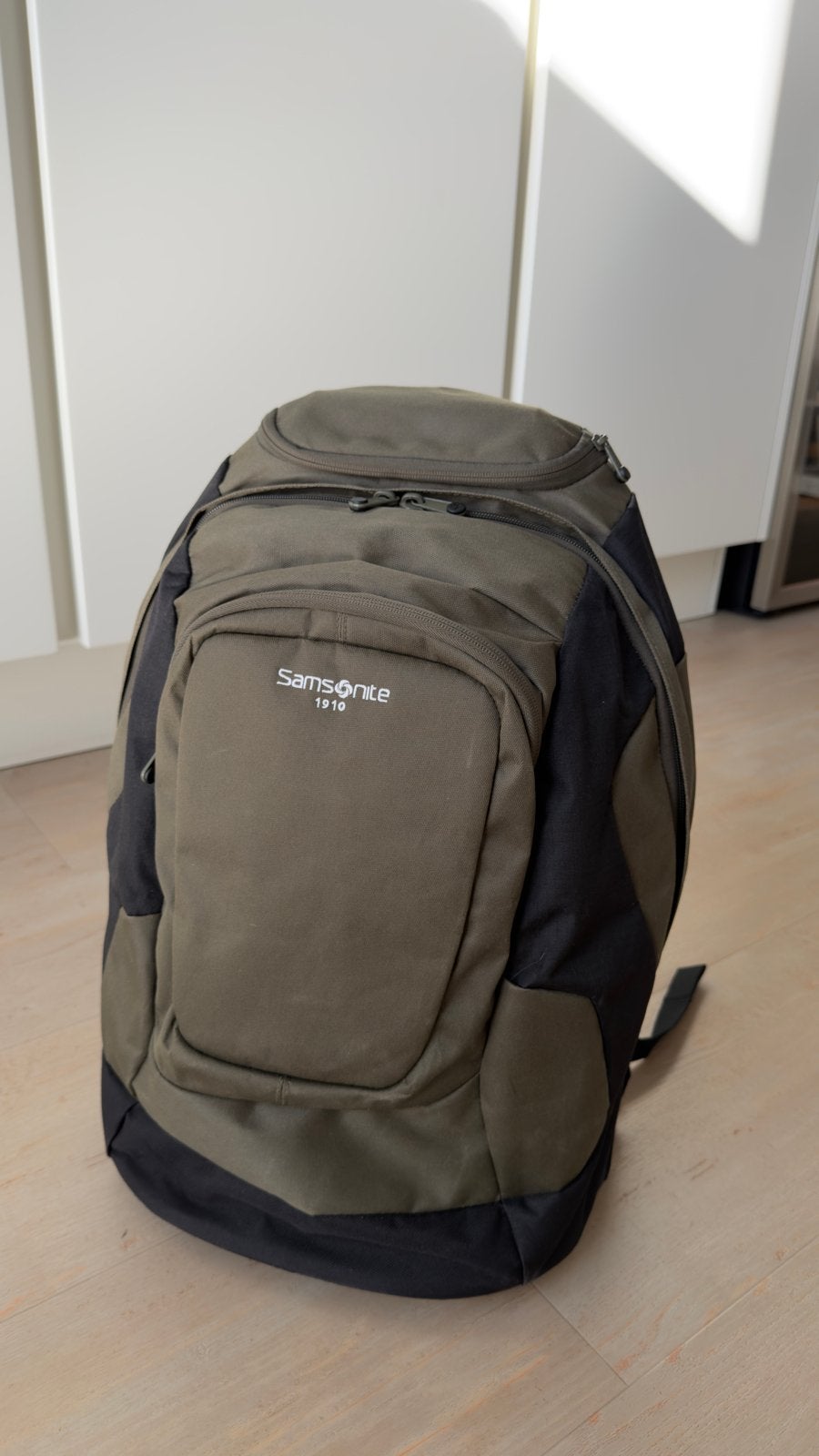 Samsonite 1910 rugzak met wieltjes - Olijfgroen, Gebruikt, 25 tot 40 cm, Ophalen, Overige merken