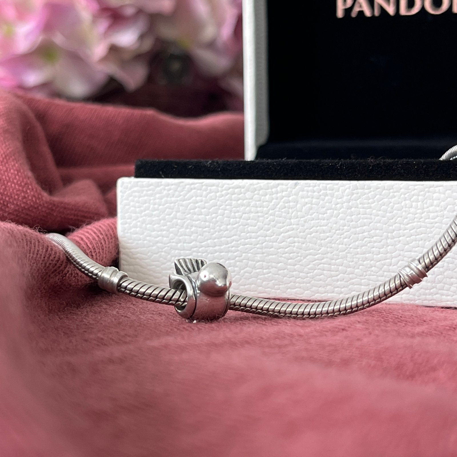 Pandora bedel vogeltje retired, Sieraden, Tassen en Uiterlijk, Bedels, Ophalen of Verzenden, Zilver, Pandora