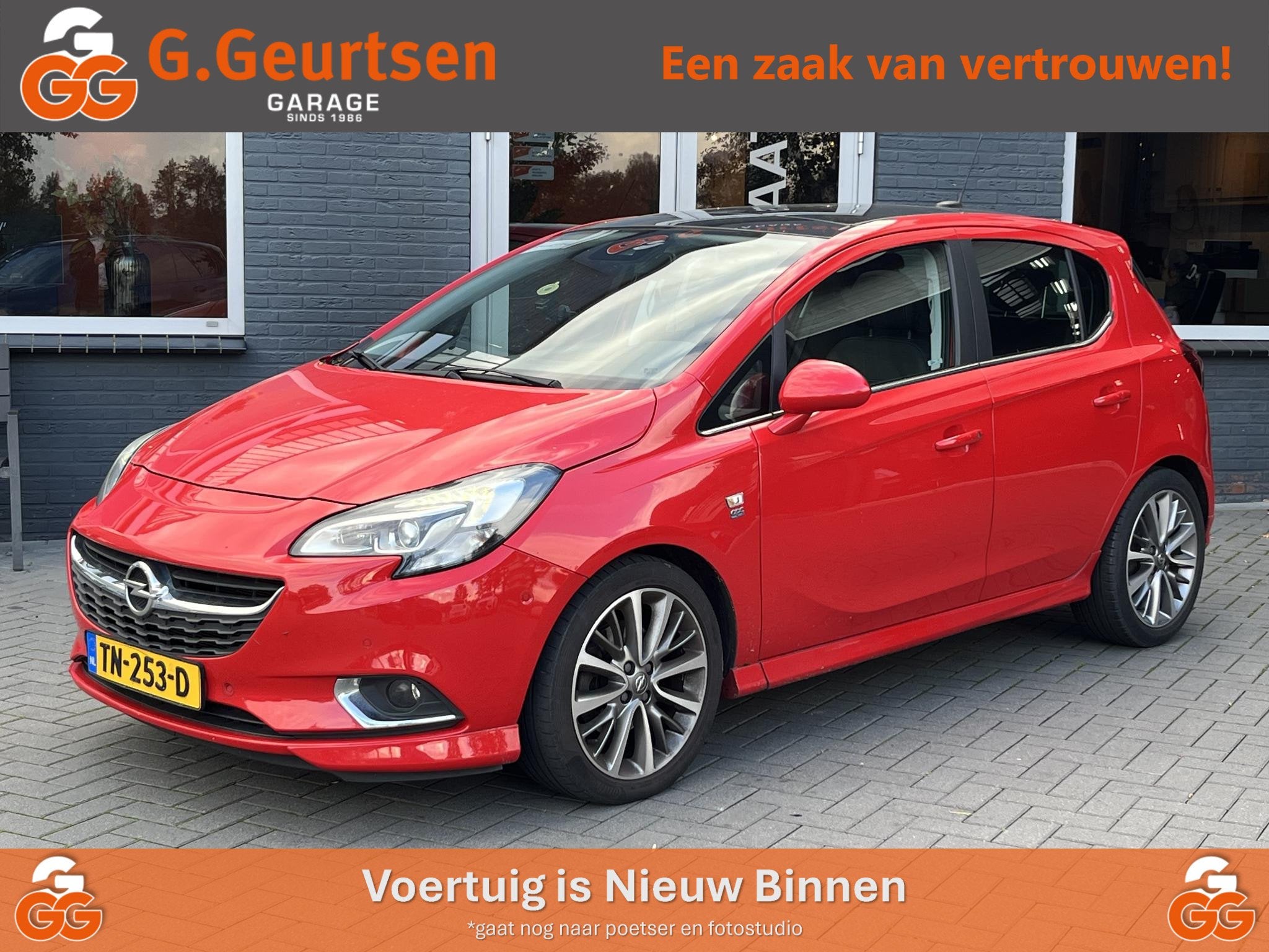 Opel Corsa 1.0 Turbo Innovation Panoramadak, Stoel/Stuur Ver, Auto's, Voorwielaandrijving, Stof, Gebruikt, 49 €/maand