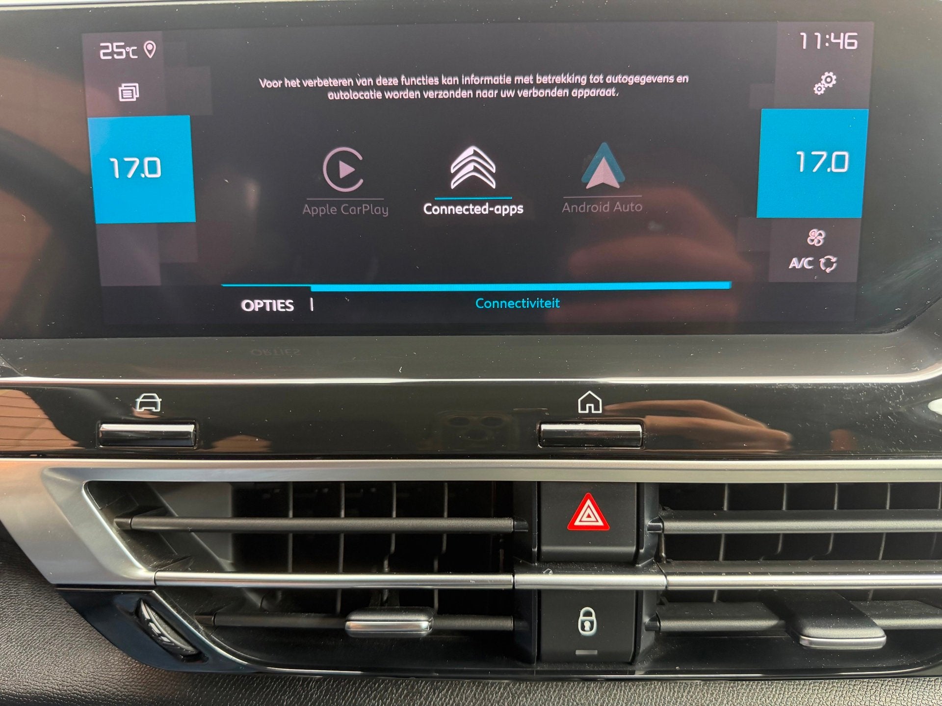 Foto 23 van Citroen C4 1.2 Puretech Shine wit 2021 TREKHAAK|LED|NAVI|NAP