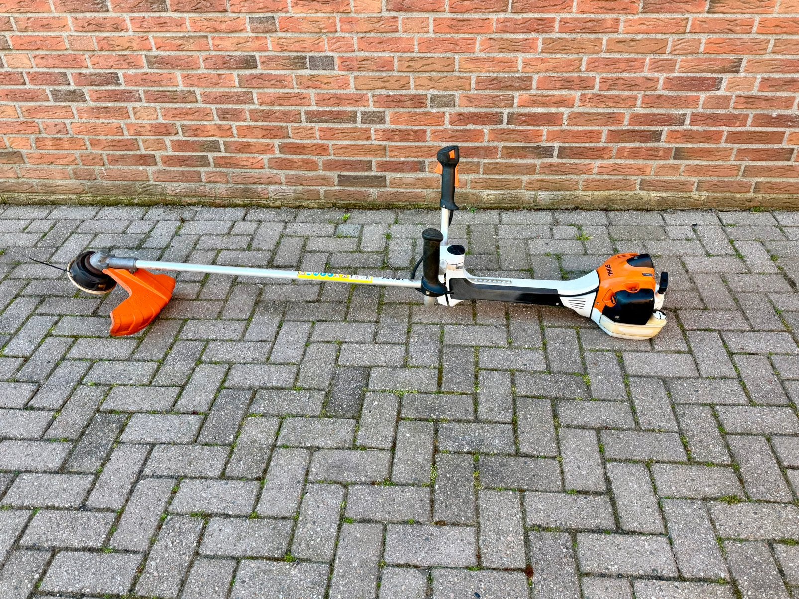 Krachtige Stohl fs 410 Bosmaaier fs 411 kantenmaaiee, Tuin en Terras, Grastrimmers, Gebruikt, Benzine, 30 tot 50 cm, Ophalen