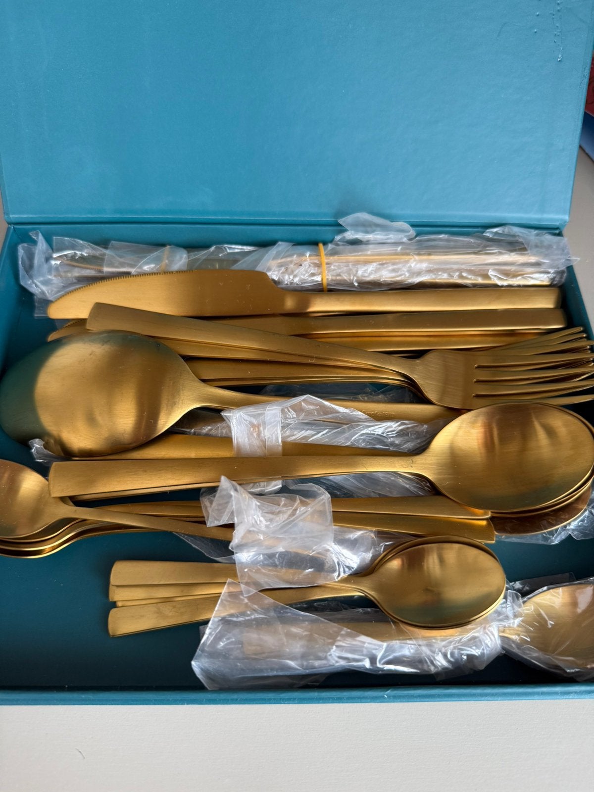 Bestekset goudkleurig 42 delig Amefa Manille, Ophalen of Verzenden, Zo goed als nieuw, Rvs of Chroom, Bestekset