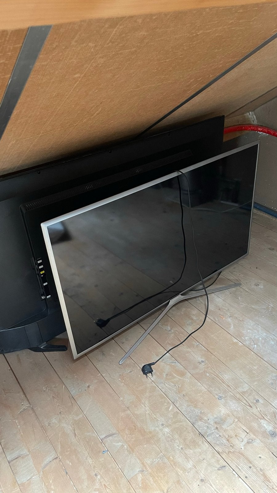 Twee Samsung TV's met defect scherm (voor onderdelen), Audio, Tv en Foto, Televisies, Ophalen, 50 Hz, Samsung, 100 cm of meer