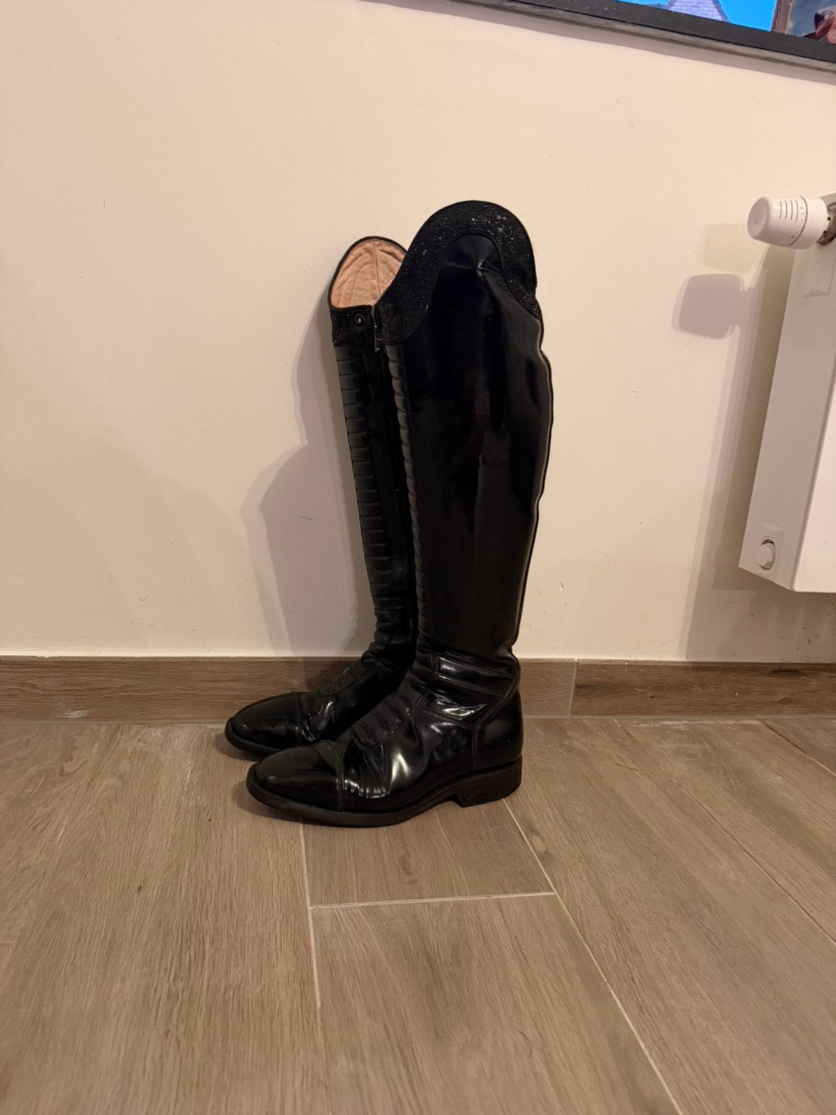 Dressuurlaarzen anky maat 38 lak, Dieren en Toebehoren, Paardrijkleding, Ophalen of Verzenden, Zo goed als nieuw, Dressuur, Bovenkleding