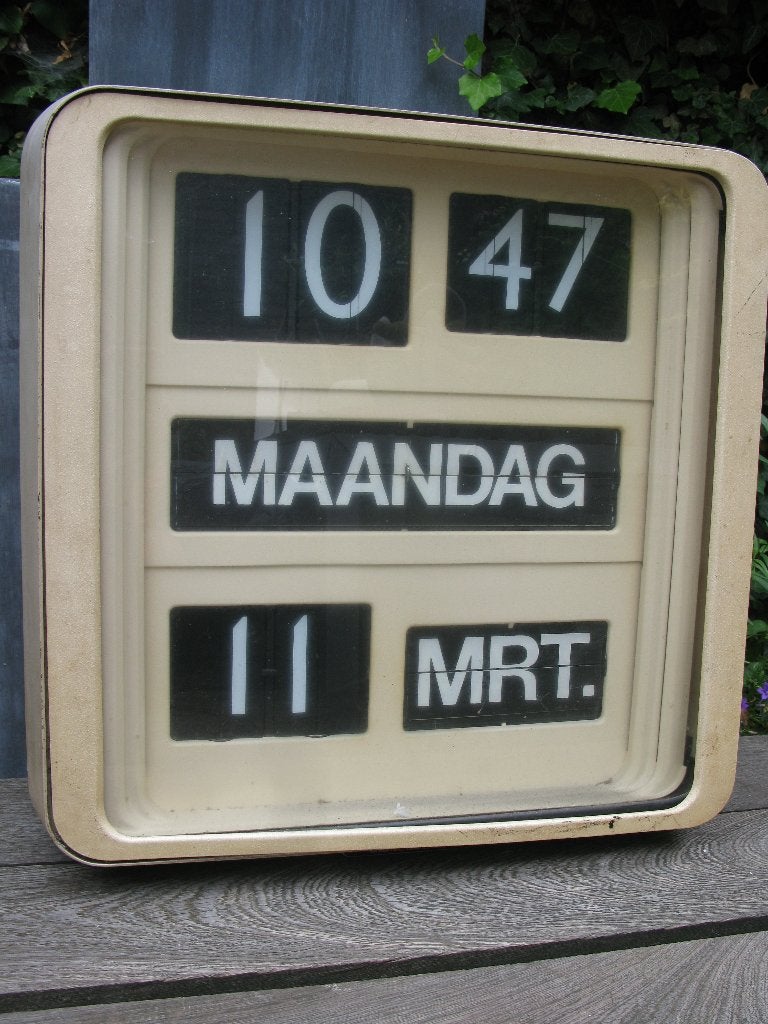 SOLARI UDINE WANDKLOK "DATOR 10", Ophalen, Gemerkt