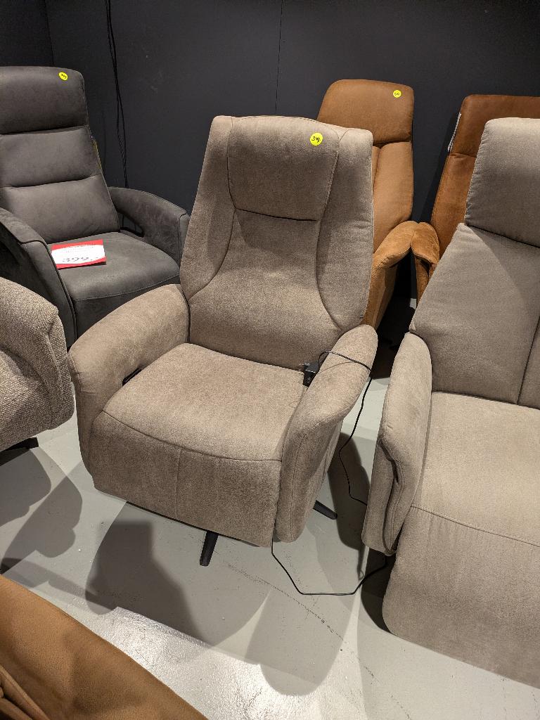 DIVERSEN NIEUWE RELAXFAUTEUILS VOOR SPOTPRIJS, Ophalen, MODERN, Overige materialen, Nieuw