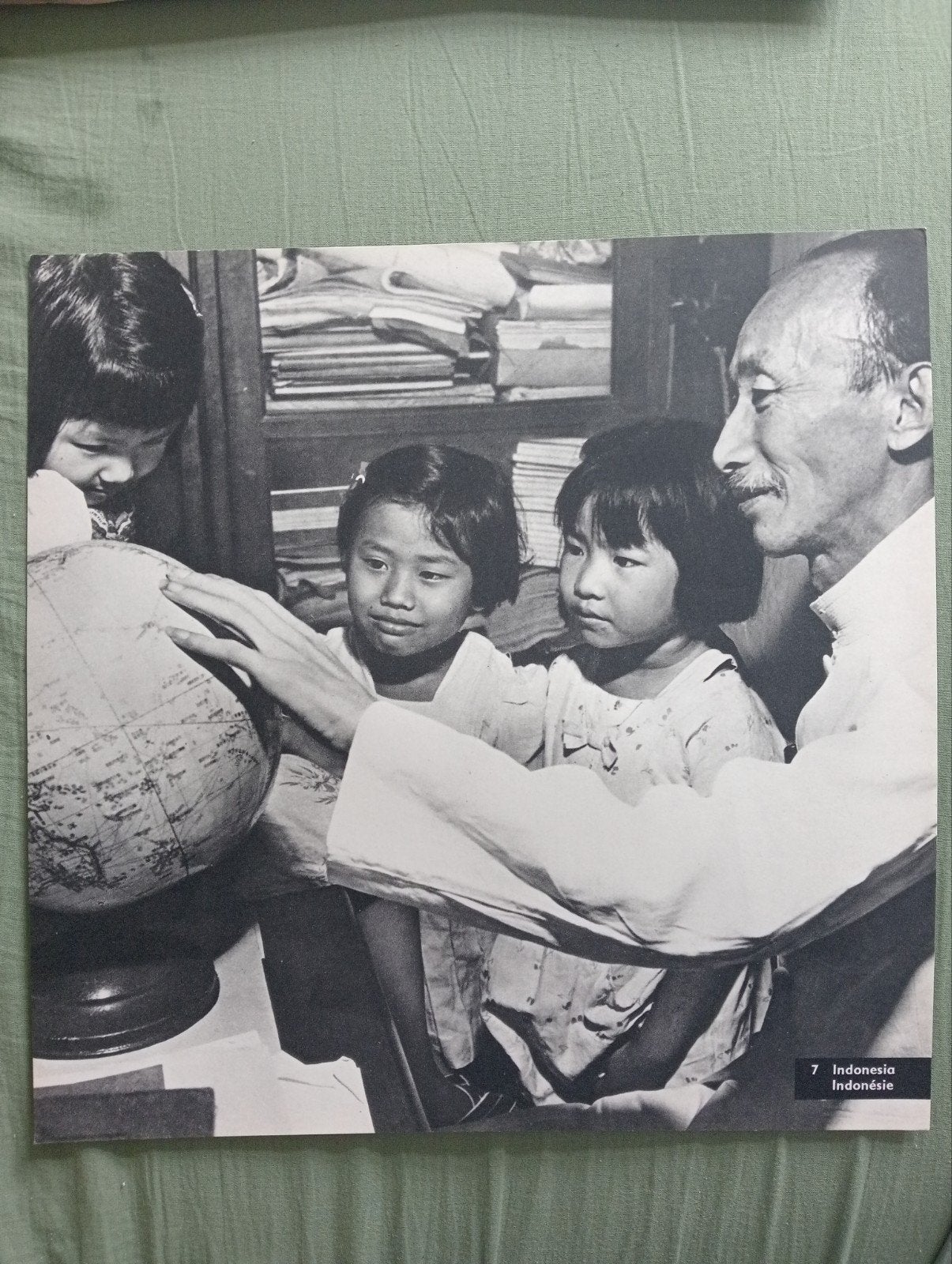 Unesco Fotogravure School in Indonesië Indonesia jaren 50, Ophalen of Verzenden, 1940 tot 1960, Gebruikt