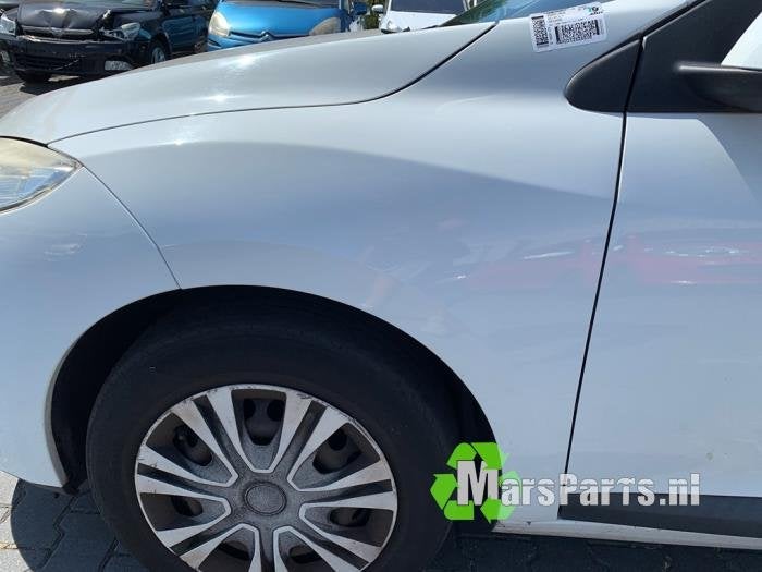 Scherm links-voor van een Renault Megane (OV369), Gebruikt, -, Renault, -