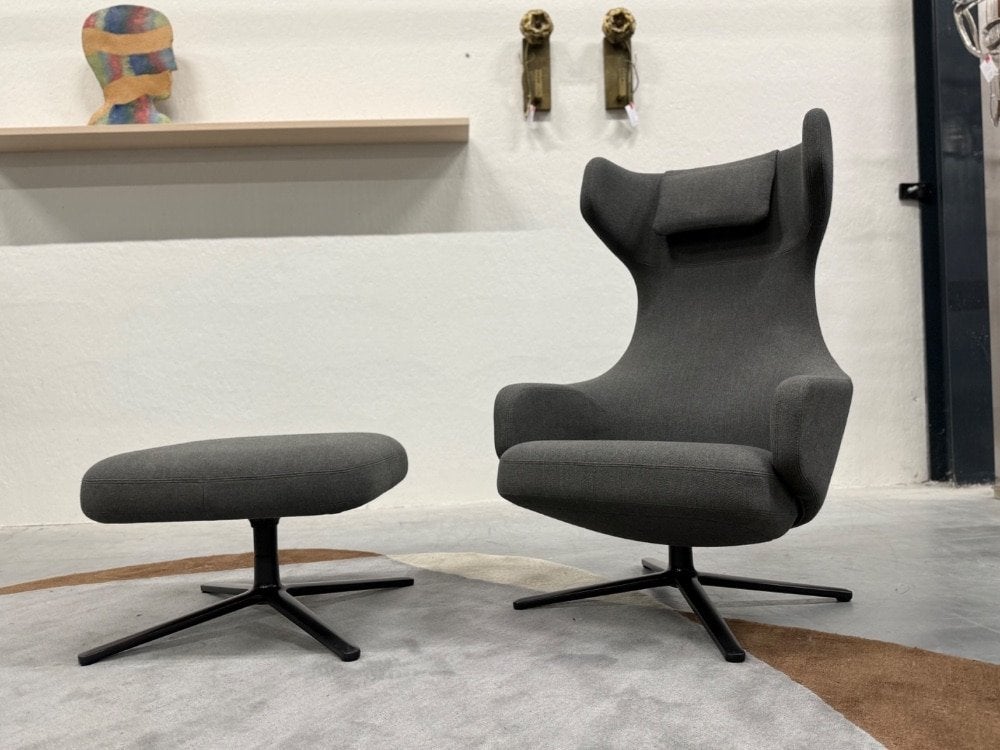 Showmodel Vitra Grand Repos fauteuil stof Design stoel, Vitra, Nieuw, 75 tot 100 cm, Ophalen of Verzenden