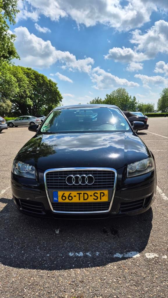Audi A3 2.0 FSI | DISTRIBUTIE RIEM VERVANGT + VEEL ONDERHOUD, Voorwielaandrijving, Stof, Zwart, 4 cilinders