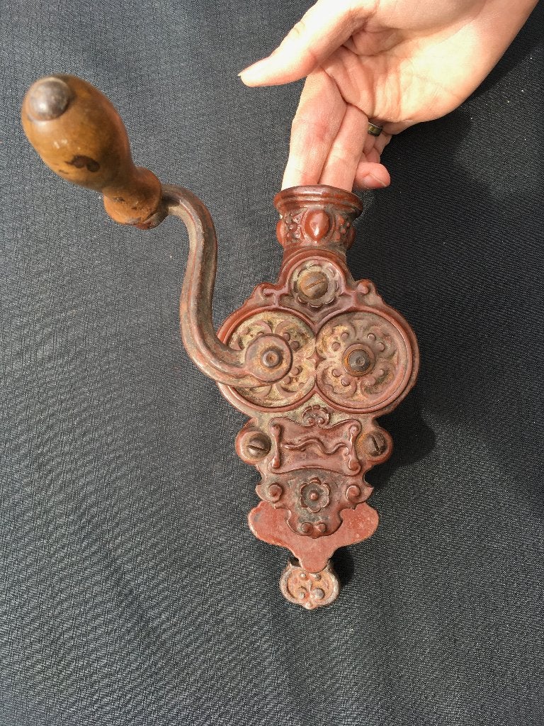 Antieke gietijzeren handmolen met klembevestiging, Ophalen of Verzenden