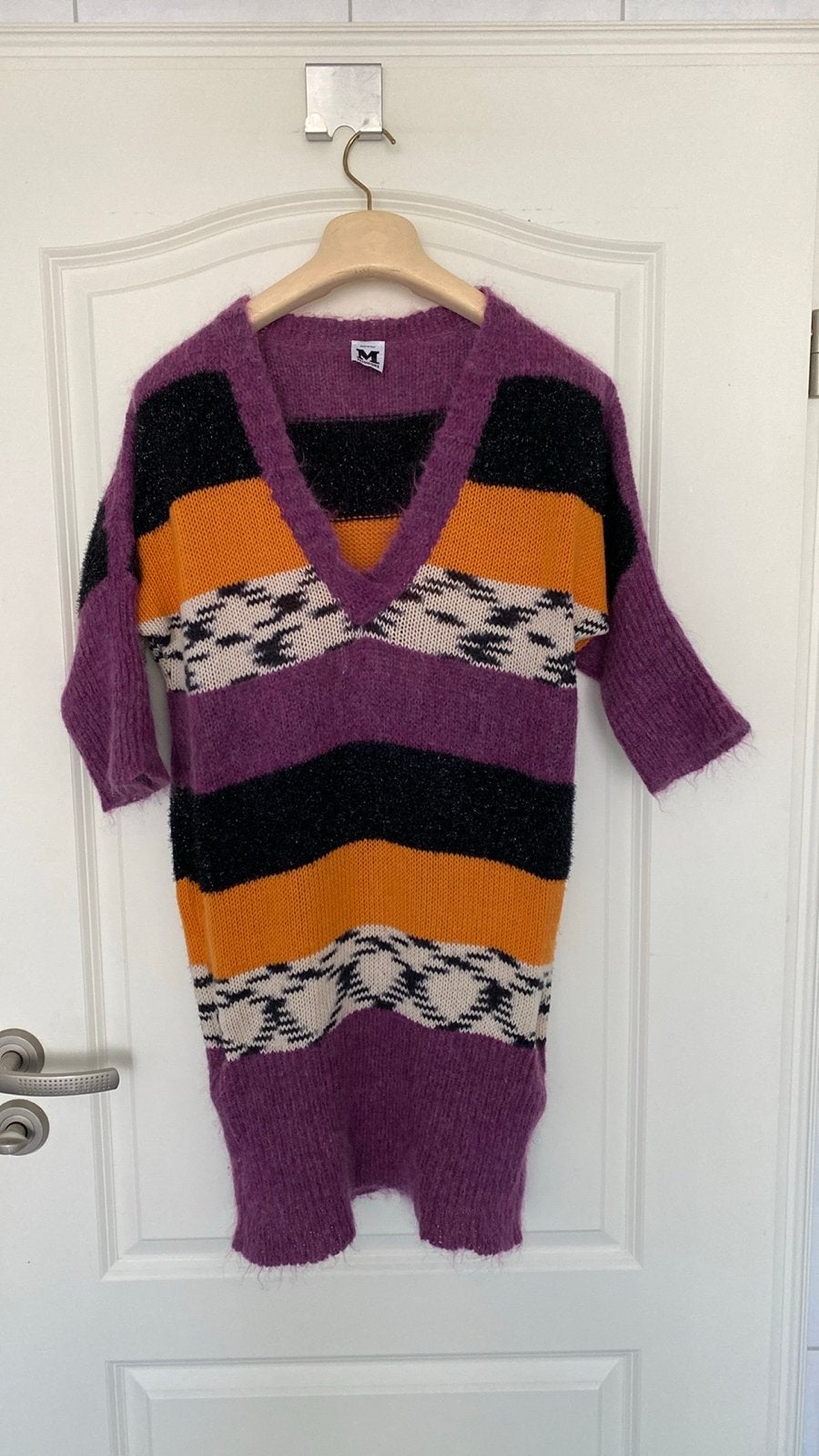 Missoni trui met V-hals en kleurrijke strepen, maat M, Ophalen of Verzenden, Zo goed als nieuw, Maat 38/40 (M), Meerkleurig
