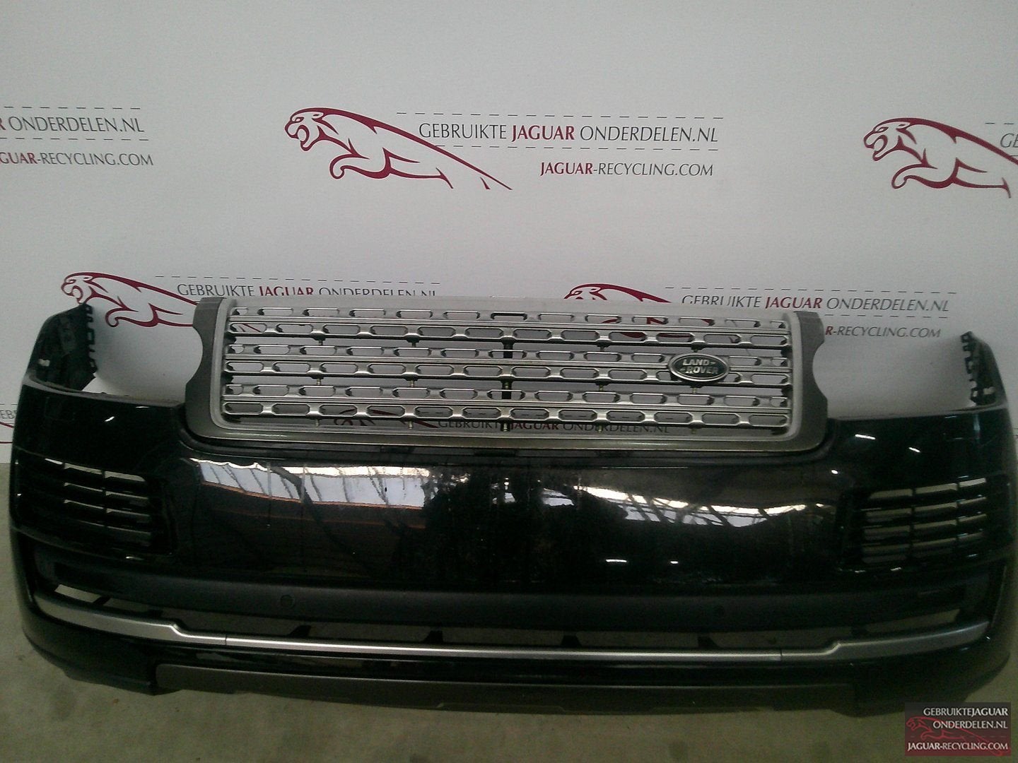 Voorbumper met gril Range Rover L405, -, Voor, Ophalen of Verzenden, Bumper