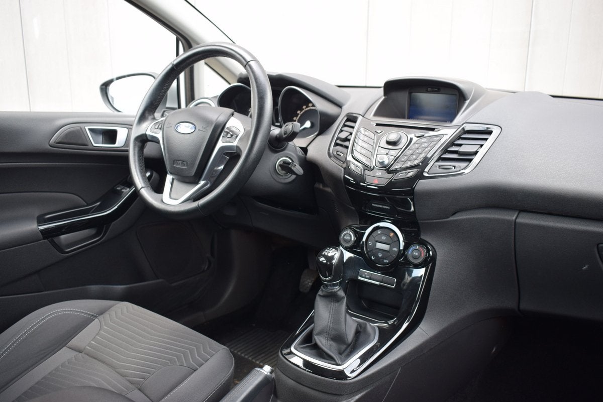 Ford Fiesta 1.0 EcoBoost Titanium Full Map Navi | ECC | Tele, Auto's, Voorwielaandrijving, Euro 5, Met garantie (alle), 23 km/l