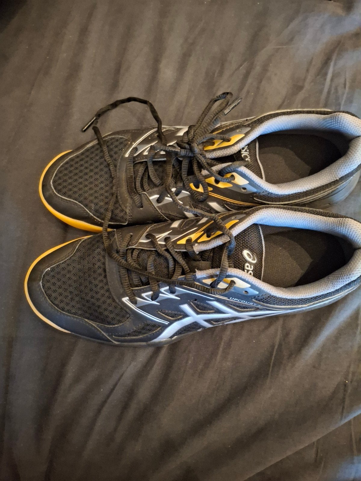 ASICS Upcourt 4 zaalschoenen - maat 43.5, Ophalen of Verzenden, Zo goed als nieuw