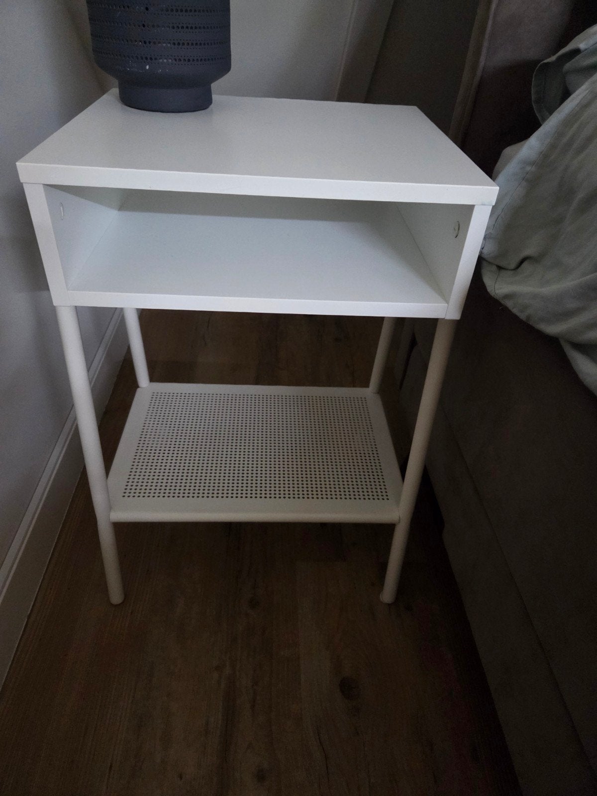 Nachtkastjes, Huis en Inrichting, Ophalen, Minder dan 50 cm, Zo goed als nieuw, 25 tot 50 cm