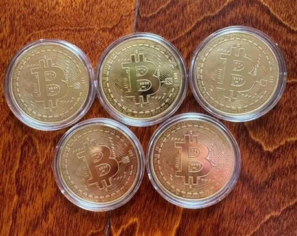 Vergulde ijzeren Bitcoin verzamelmunt / herdenkingsmunt., Ophalen of Verzenden