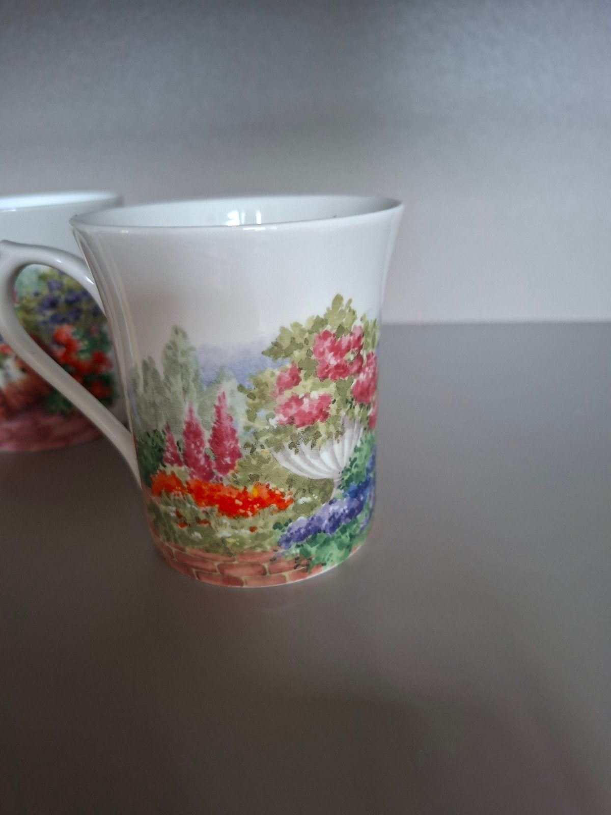 Elizabethan Staffordshire en duchess, Ophalen of Verzenden, Glas, Overige stijlen, Kop(pen) en/of Schotel(s)