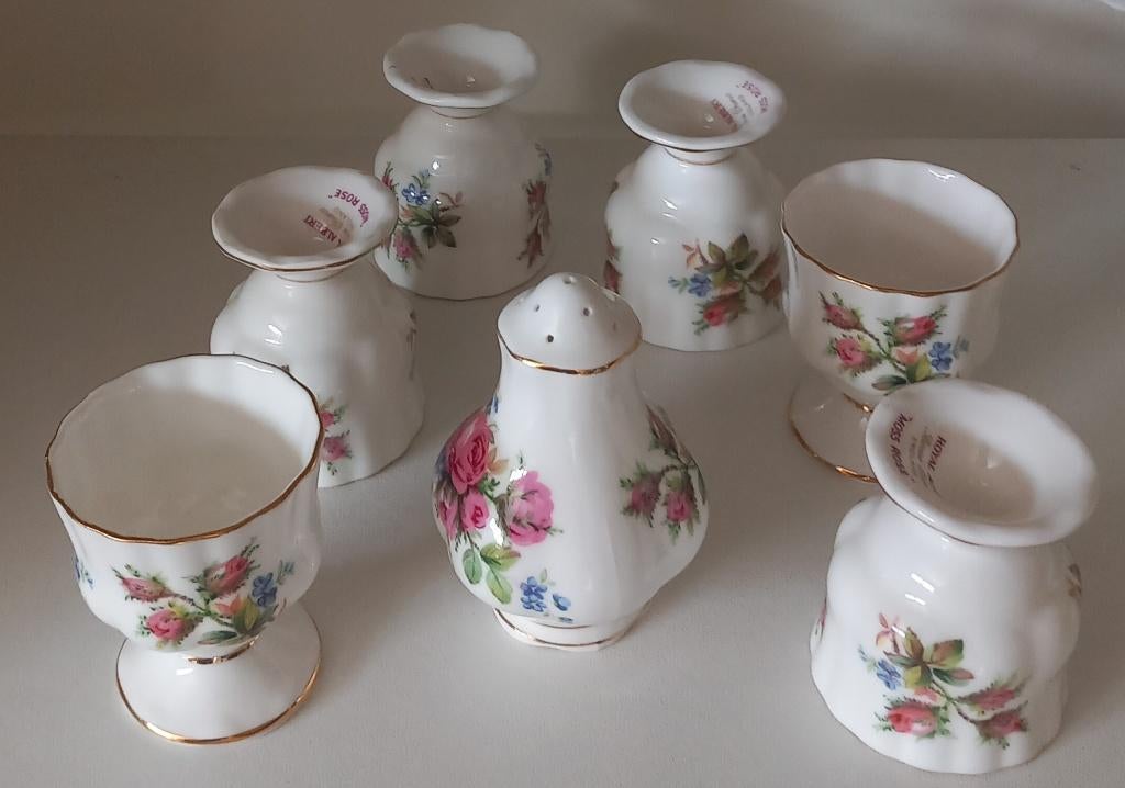 royal Albert moss rose eierdopjes met zoutstrooier, Antiek en Kunst, Ophalen of Verzenden