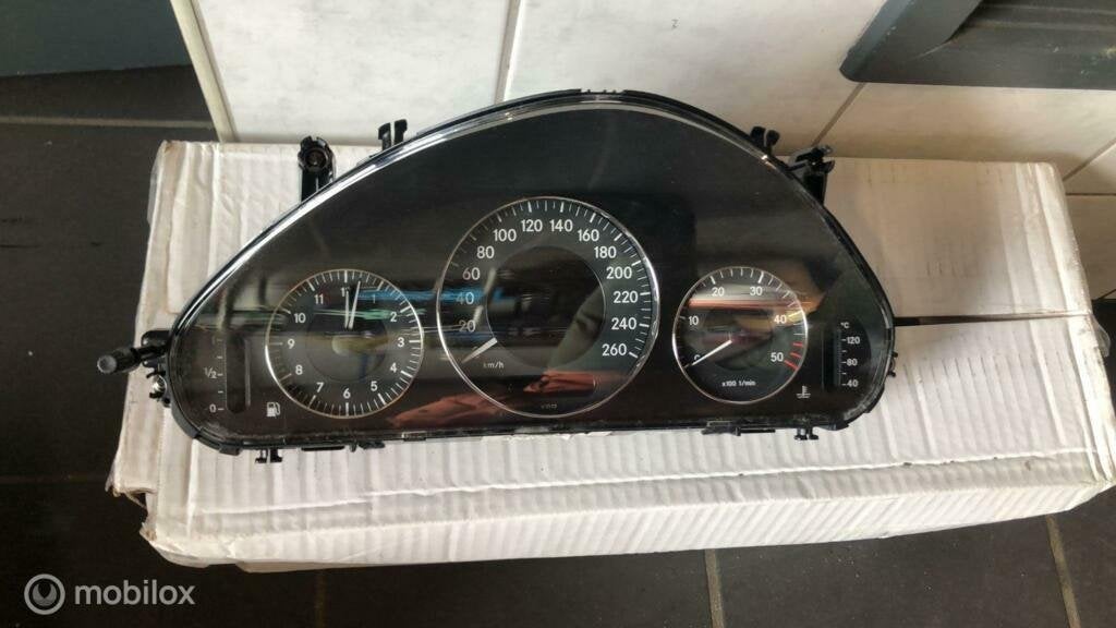 Instrumentenpaneel Mercedes E-klasse W211 A2115404548, Auto-onderdelen, Gebruikt, Mercedes-Benz, Ophalen of Verzenden