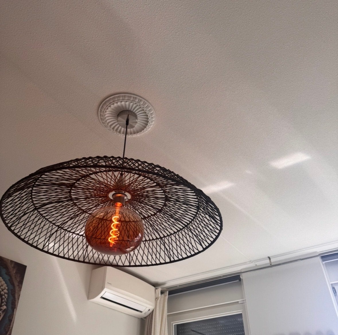Moderne zwarte ronde hanglamp exl gloeilamp, Ophalen, Zo goed als nieuw, Natuurlijk materiaal