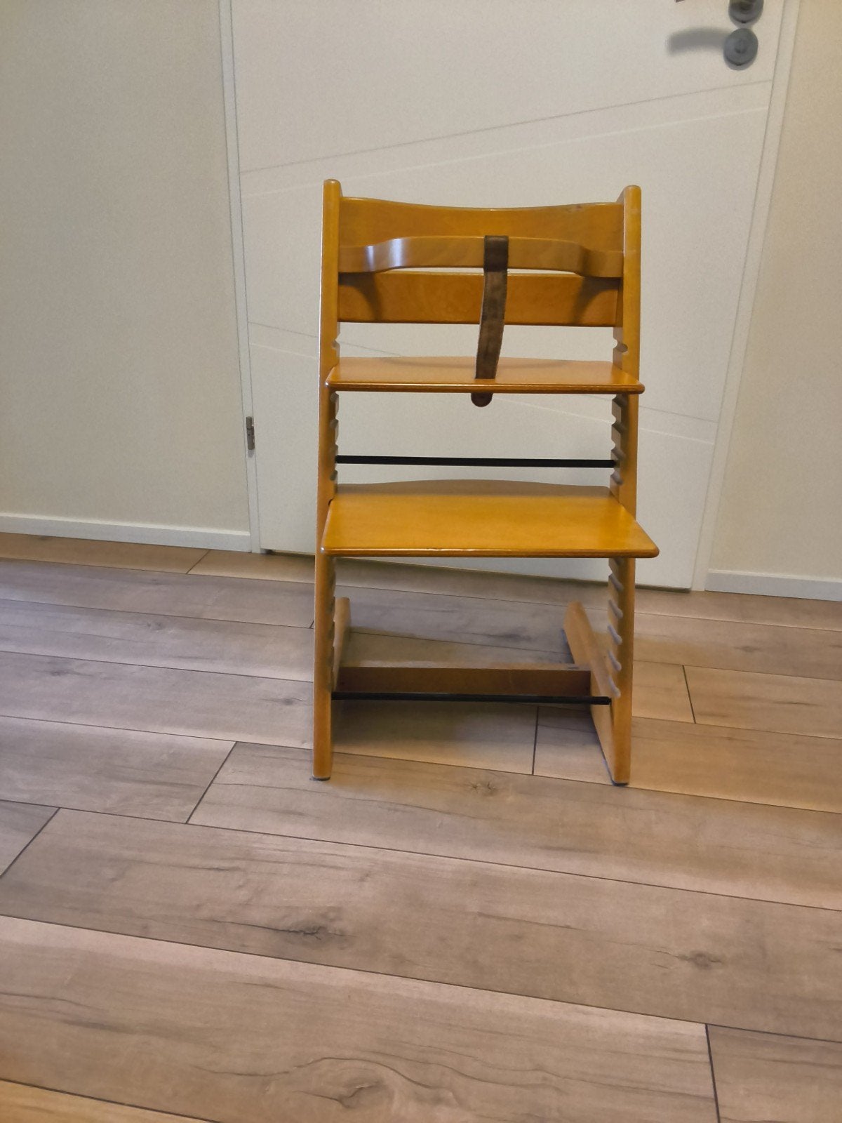 Stokke Tripp Trapp (meegroei)stoel, Gebruikt, Bruin, Past in ieder interieur, Eén