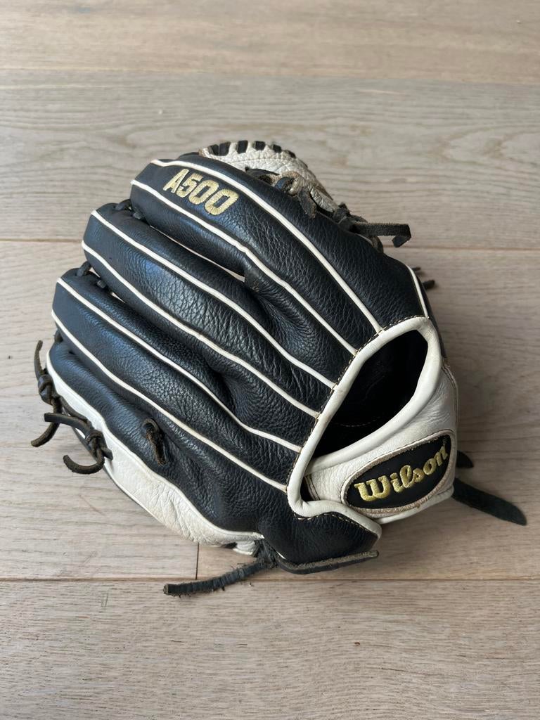 Wilson A500 Honkbal/Softbal Handschoen Leer Zwart/Wit, Ophalen of Verzenden, Zo goed als nieuw, Honkbal, Handschoen