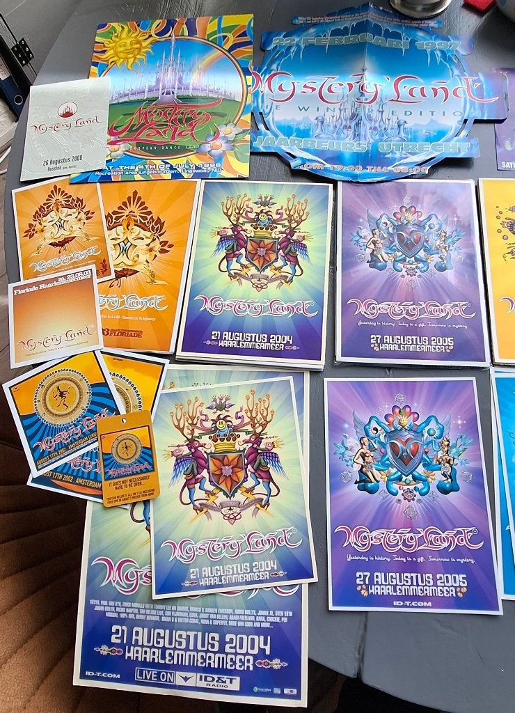 Mysteryland flyers, Ophalen of Verzenden, Gebruikt, A1 t/m A3, Film en Tv