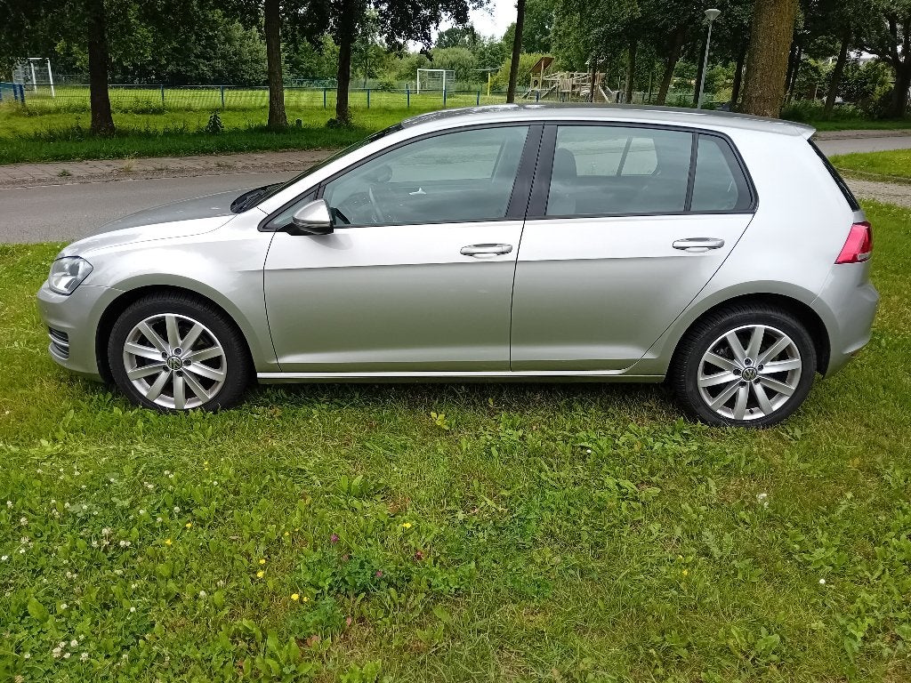 Volkswagen Golf 1.2 TSI 77KW 5D 2013 Grijs, Voorwielaandrijving, Stof, 4 cilinders, 610 kg