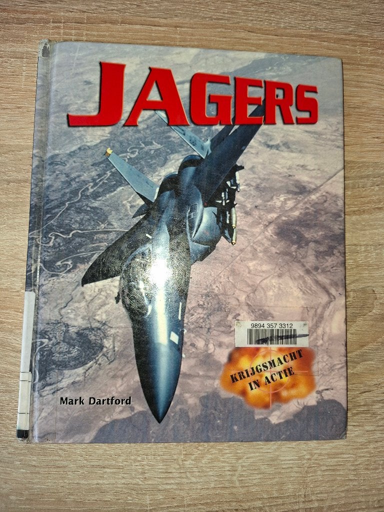 Te koop: jagers, een boek over vliegtuigen., Ophalen of Verzenden, Gelezen, Sport, Hobby en Vrije tijd