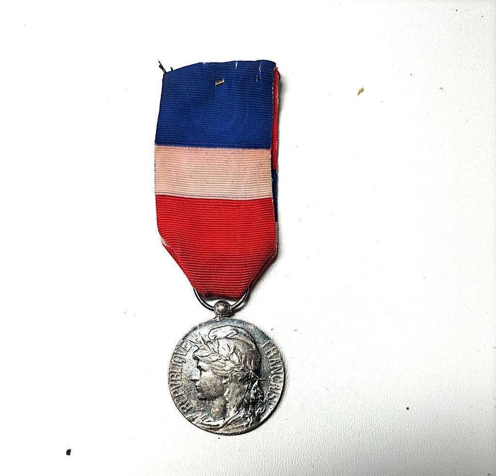 Medaille Fankrijk Zilver., Verzenden, Zilver, Buitenland