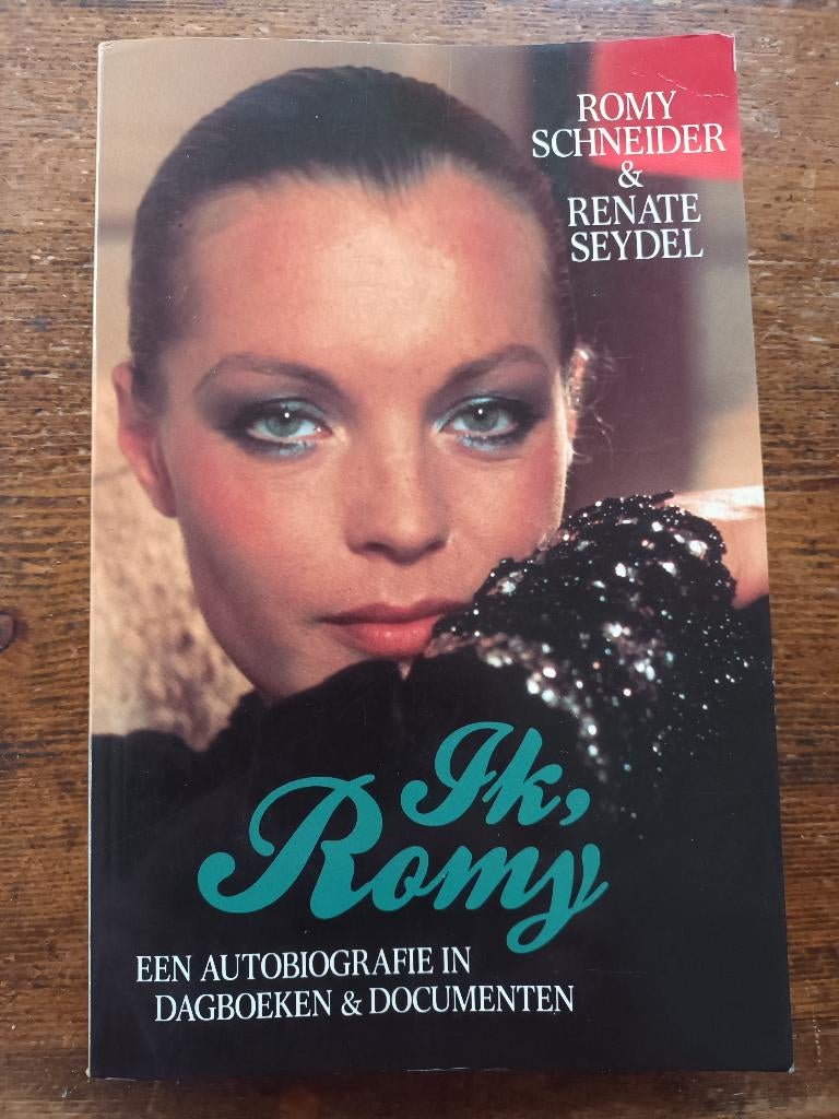Biografie Romy Schneider ook Sissi, Boeken, Ophalen of Verzenden, Zo goed als nieuw, Film, Tv en Media