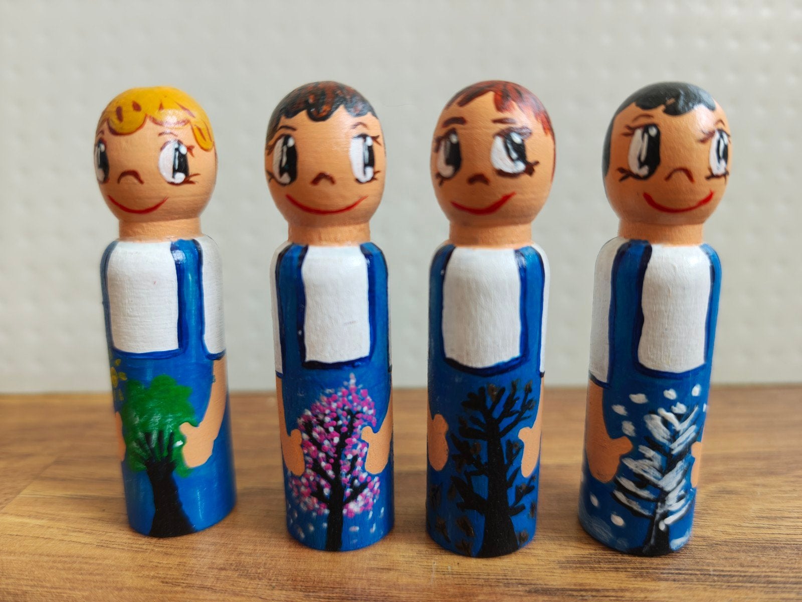 Handgeschilderde Houten Poppetjes - Set van 4, Ophalen of Verzenden, Zo goed als nieuw