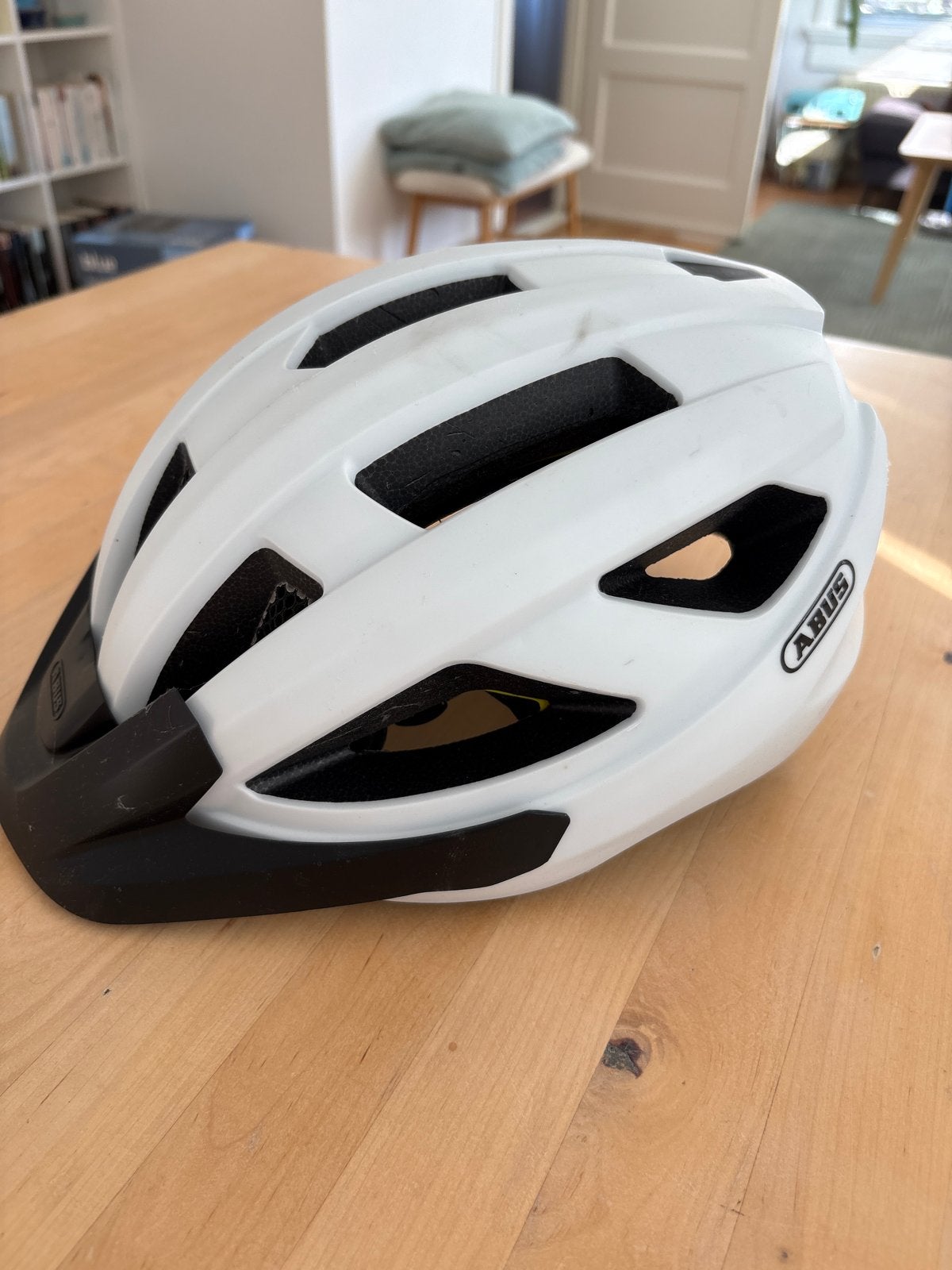 ABUS Macator MIPS Fietshelm Wit - Maat 58-62cm, Ophalen of Verzenden, Zo goed als nieuw, Overige maten, Heer of Dame