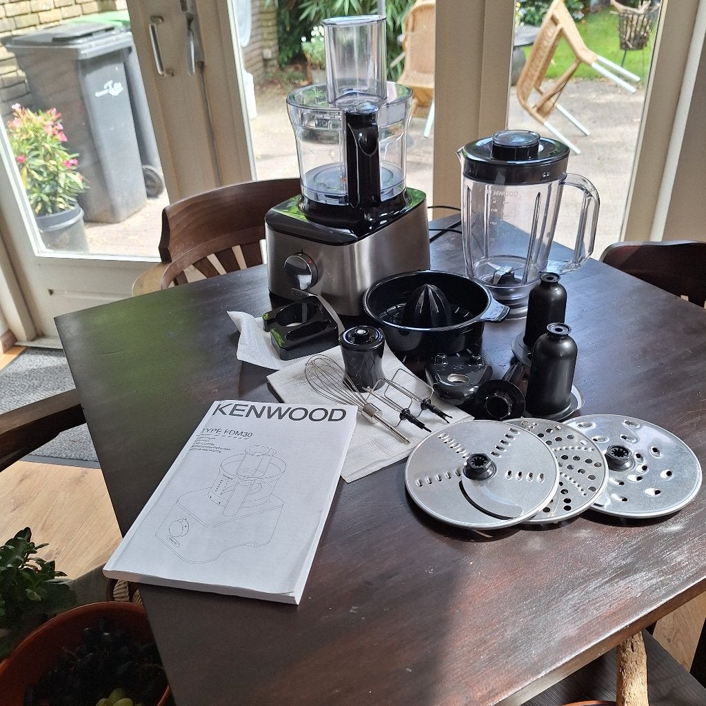 KEUKENMACHINE Kenwood z.g.a.n., Ophalen, Overige typen, Zo goed als nieuw, Metaal