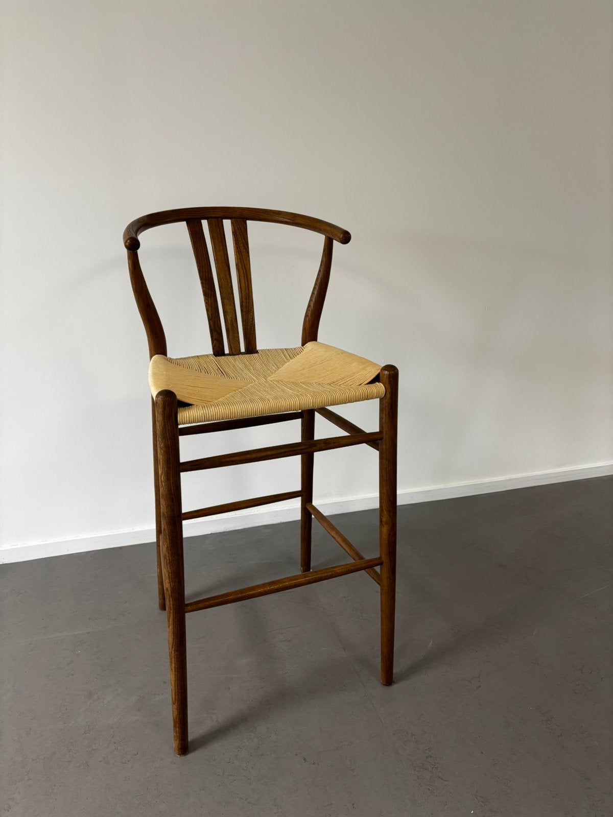 2 Y-chair Hans Wegner/ Wishbone Barkrukken samen 280,-, Ophalen, Gebruikt, Hout, 90 cm of meer