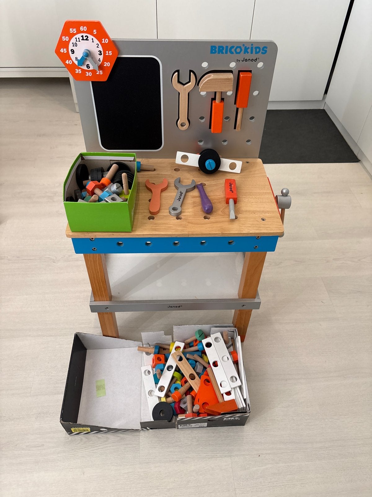 Janod Brico Kids Werkbank met Gereedschap en Bouwset, Ophalen, Gebruikt, Meubelstuk of Keukentje