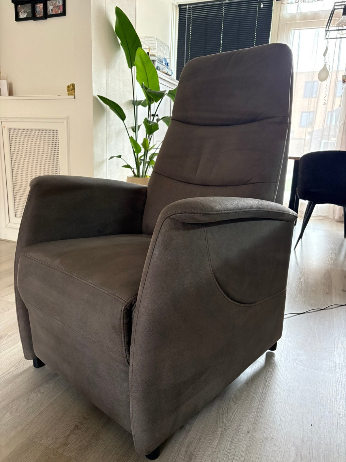 Sta op stoel, Huis en Inrichting, Fauteuils, Ophalen, Zo goed als nieuw, Stof, 50 tot 75 cm