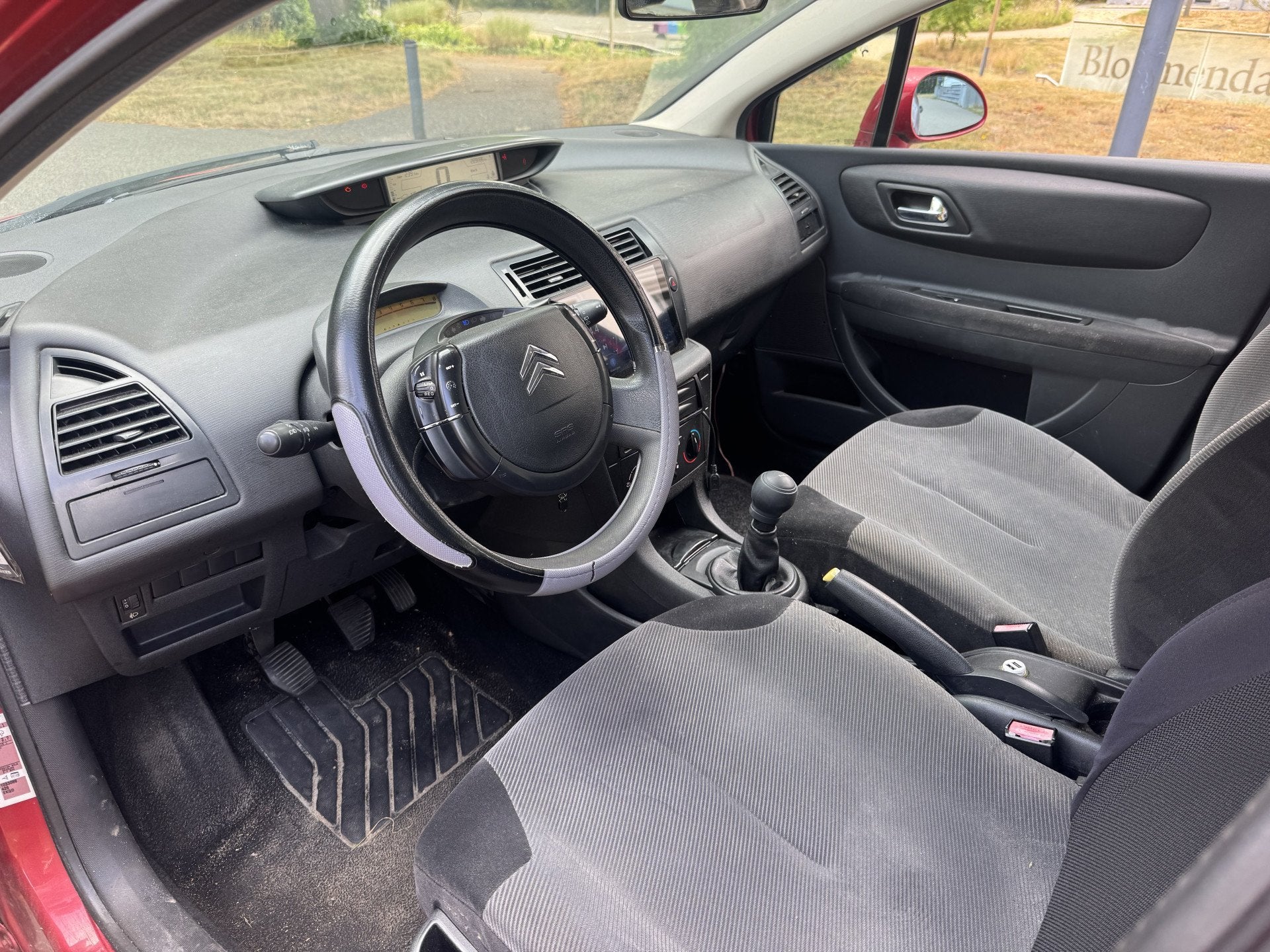 Citroën C4 1.6-16V 5 DEURS, CARPLAY (bj 2005), Auto's, Voorwielaandrijving, Gebruikt, 4 cilinders, 1587 cc
