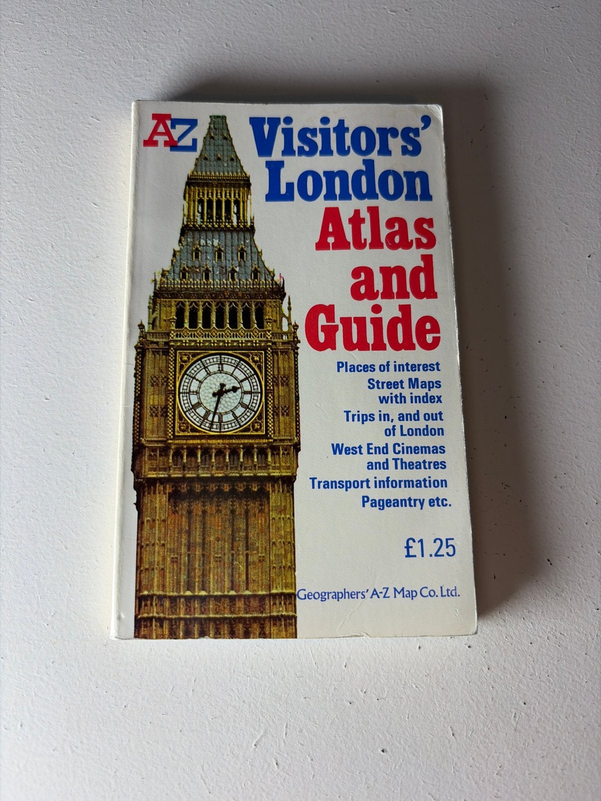 A-Z Visitors' London Atlas and Guide, Europa, Ophalen of Verzenden, Reisgids of -boek, Gelezen