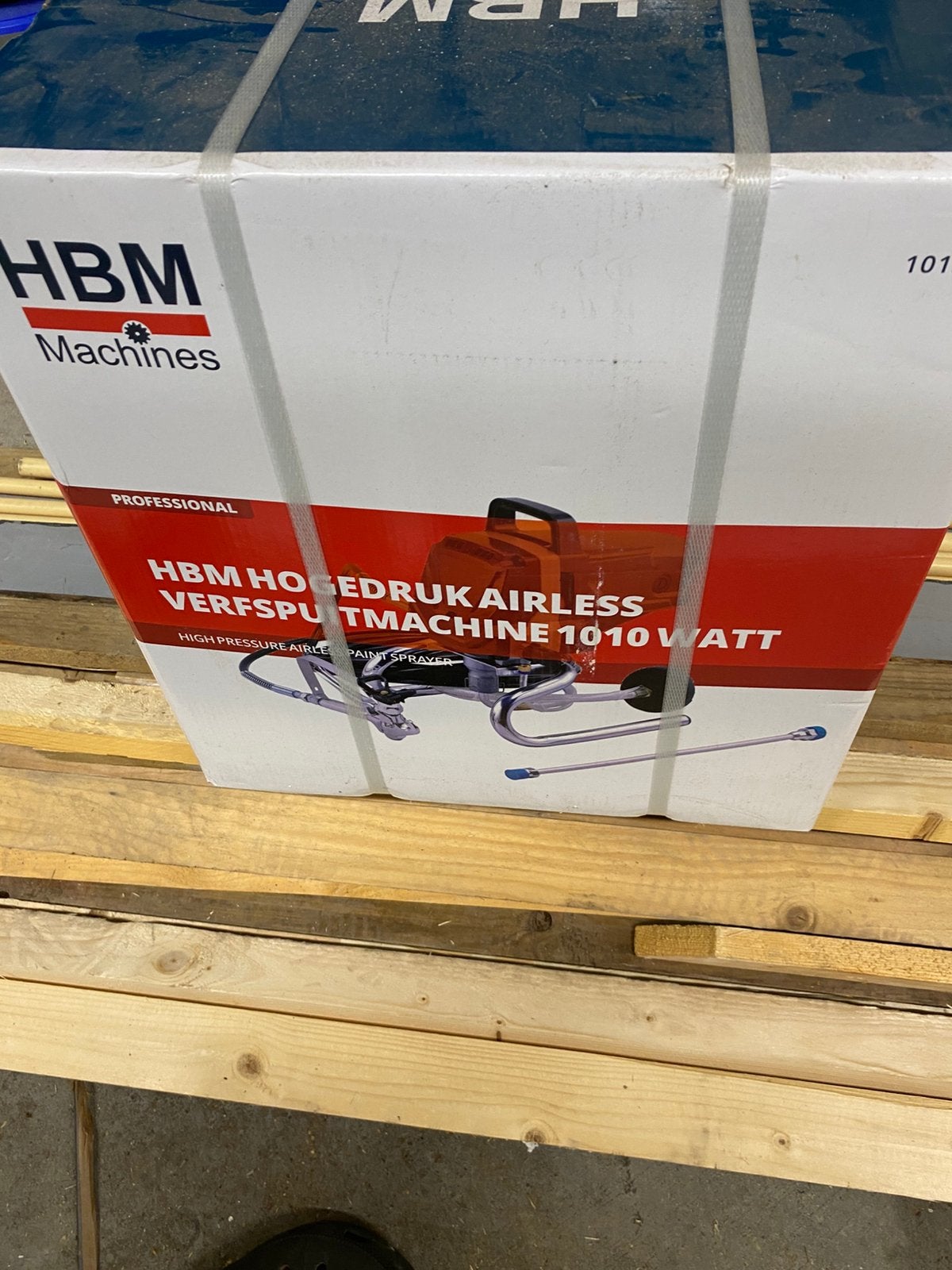 Hbm spuitmachiene, Ophalen, Zo goed als nieuw