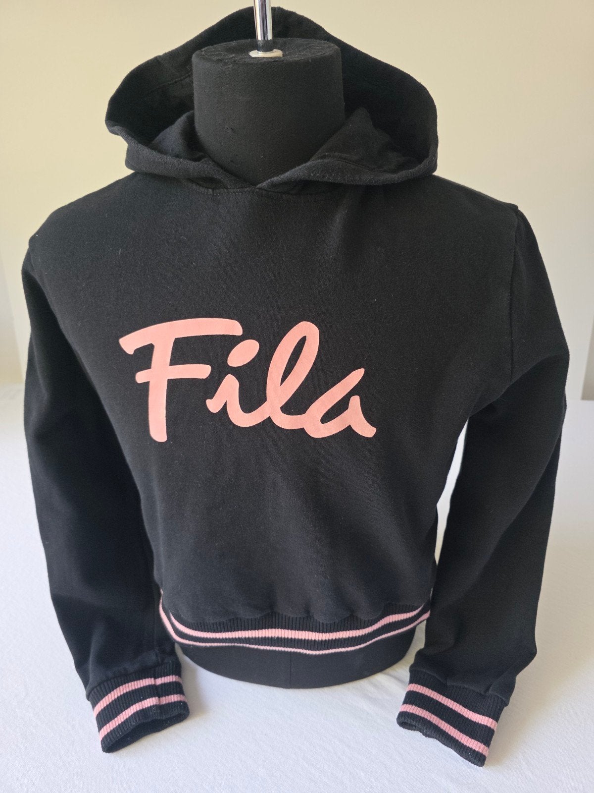 Fila hoodie zwart met roze logo en strepen - Maat L, Verzenden, Zwart, Zo goed als nieuw, FILA USA, INC.