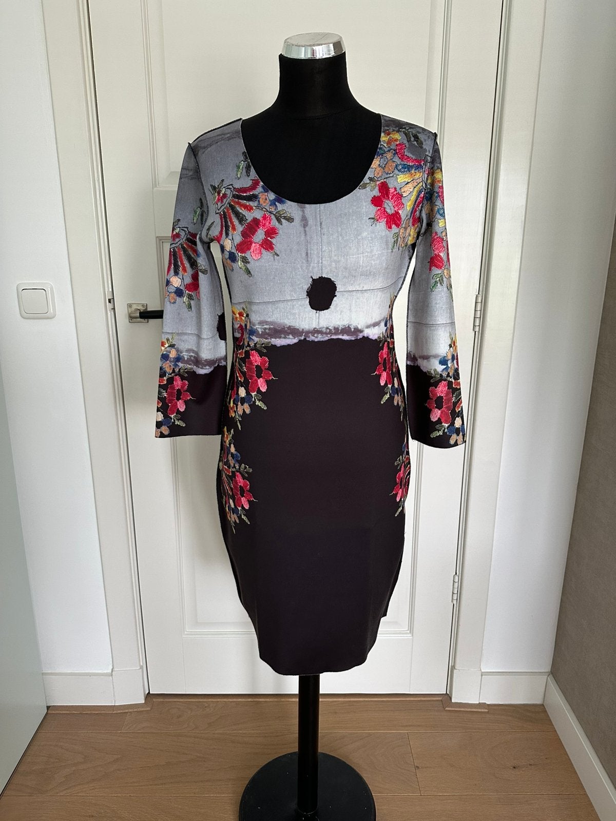 Animapop reversible jurk maat S, Ophalen, Zwart, Zo goed als nieuw, Knielengte