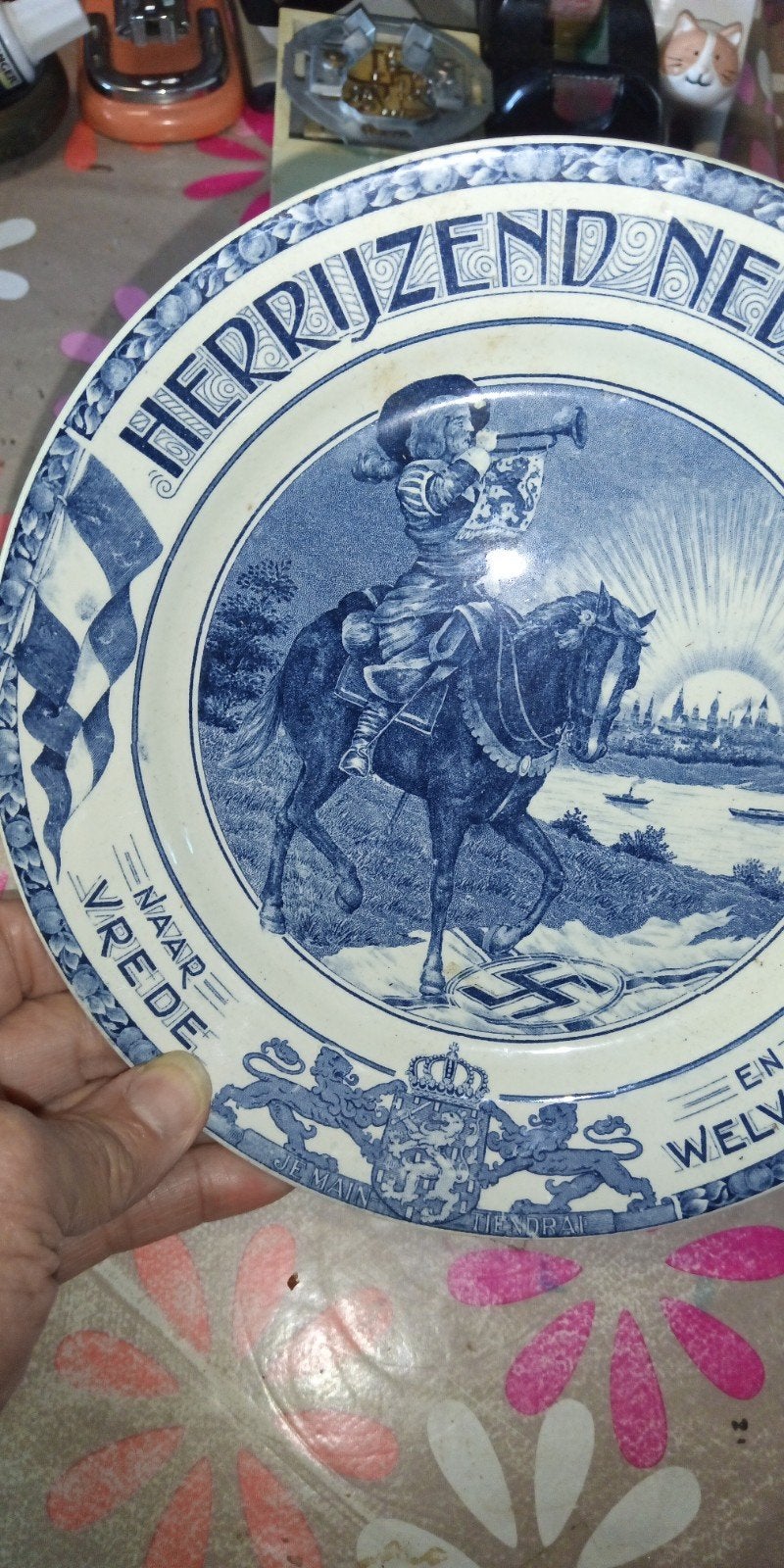 Zeldzaam 'Herrijzend Nederland' wandbord - Societé Céramique, Antiek en Kunst, Ophalen of Verzenden
