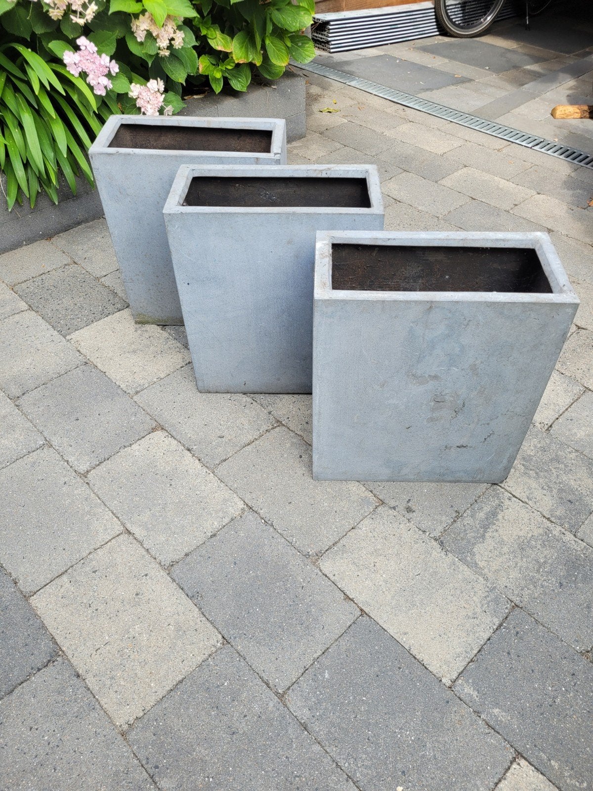 Set van 3 Gebruikte Betonnen Bloembakken - 48x20x20 cm, Gebruikt, Minder dan 60 cm, Vierkant, Ophalen of Verzenden